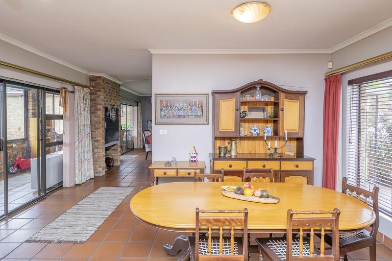 4 Bedroom Property for Sale in Chrismar Western Cape